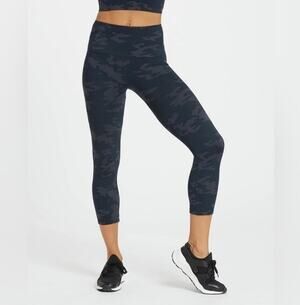 Spanx Look at Me Now Black Camo Cropped Seamless Leggings Women's Small
